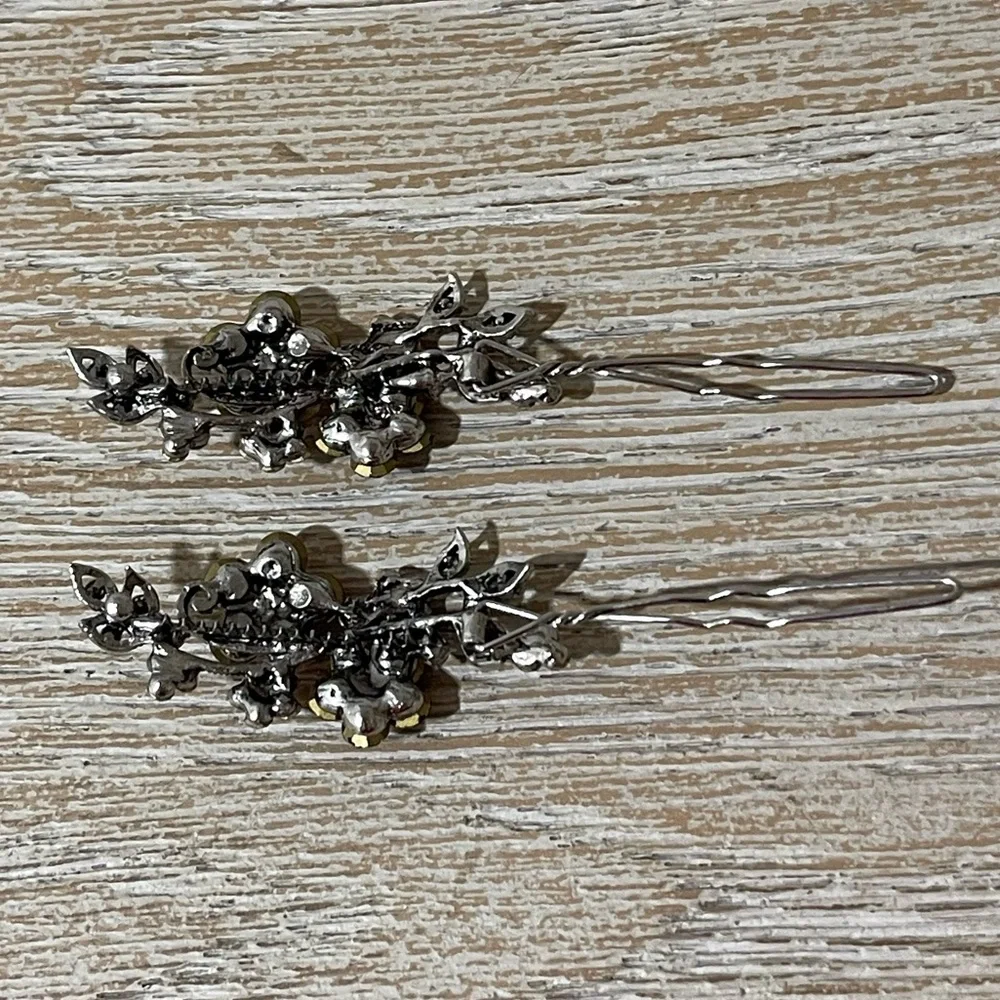 Elegant Brown and Gold Floral Hair Clips